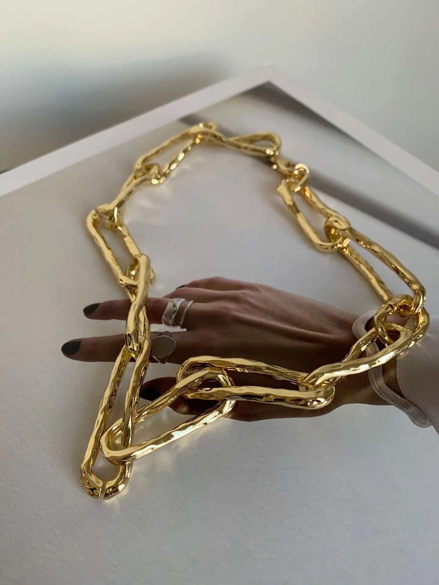 Retro Gold-plated Short Necklace for Women Girls Thick Chain Splicing Vintage Metal Choker Jewelry Trending New