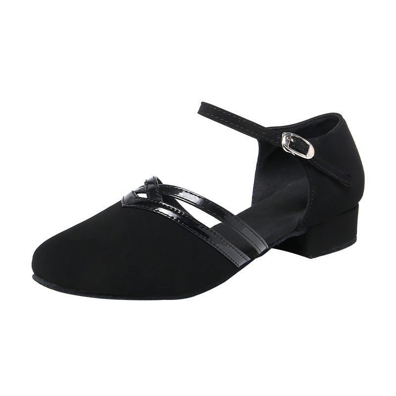 New Latin dance shoes for women with soft soles low heels and indoor fur soles black