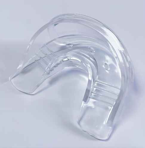Anti-teeth grinding and anti-snoring mouth guards Gel mouth guards Sports mouth guards Silicone mouth guards Small light dental tray